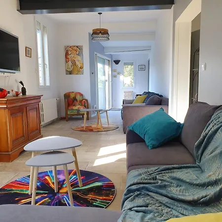 Apartment Dans Maison Familiale *