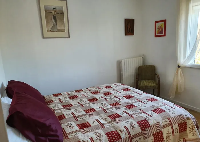 Chez Cathie Et Denis - Dans Maison Familiale * Beaucaire (Gard)