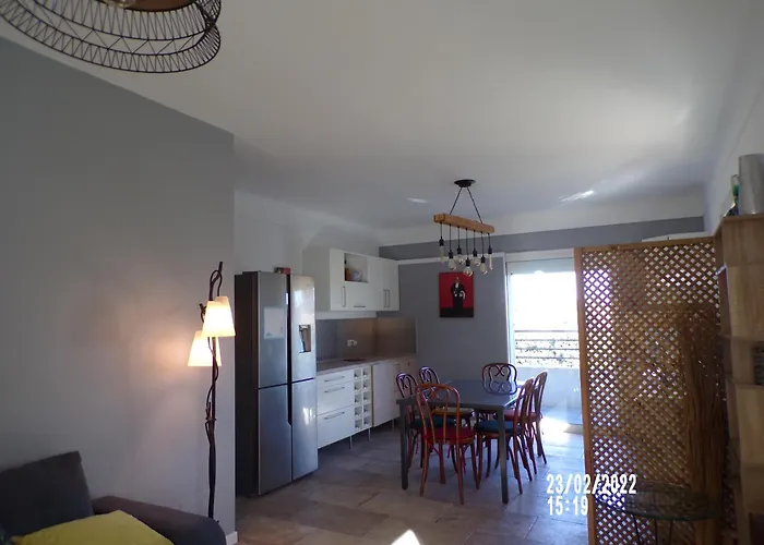 Apartamento Chez Cathie Et Denis - Dans Maison Familiale Beaucaire (Gard)