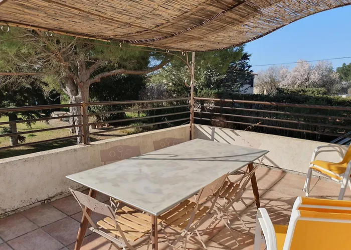 Apartamento Chez Cathie Et Denis - Dans Maison Familiale Beaucaire (Gard)